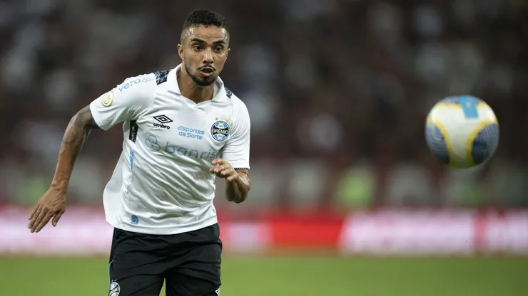 Lateral esteve em campo na derrota para o Botafogo