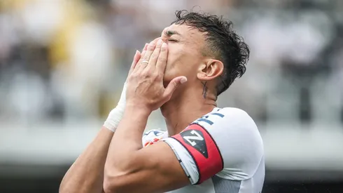 Diego Pituca em partida entre Santos x Brusque pela Série B