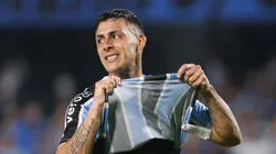Cristian Pavón, jogador do Grêmio, lamenta durante partida contra o Estudiantes no estádio Couto Pereira pela Copa Libertadores 2024. Foto: Maxi Franzoi/AGIF