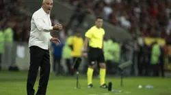 Tite será um dos desfalques do Flamengo em Curitiba.