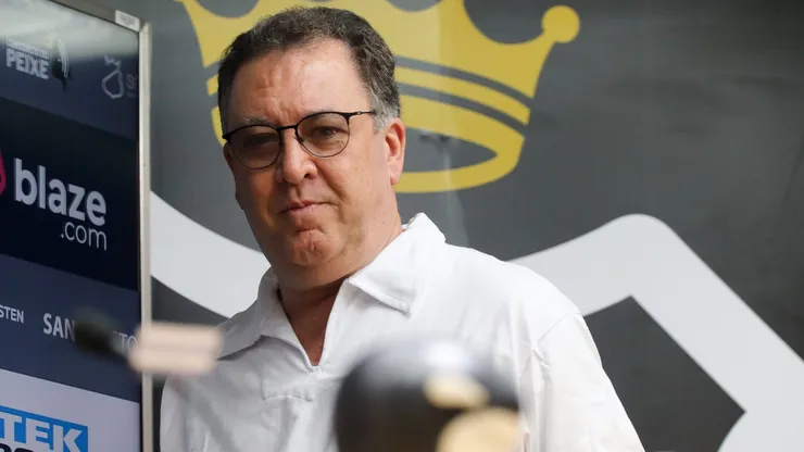 Presidente do Peixe também é pressionado pelo torcedor santista