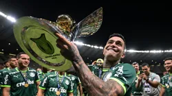 Dudu comemorando o título do Brasileirão 2023 (Foto: Pedro Vilela/Getty Images)