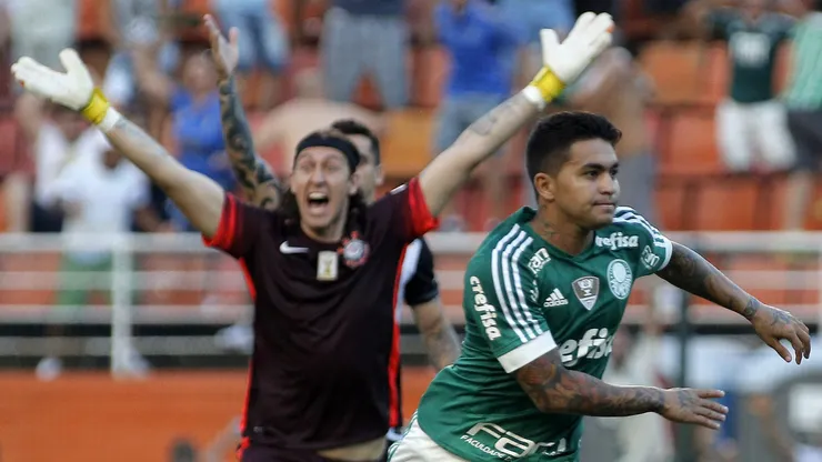 Corinthians e Palmeiras se enfrentando em 2016, com Cássio e Dudu, pelo Campeonato Paulista. Foto: Daniel Vorley/AGIF