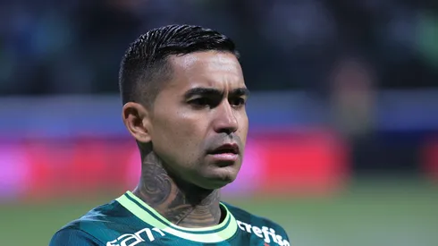 Dudu durante partida no Allianz Parque. Atacante não joga mais no Verdão.