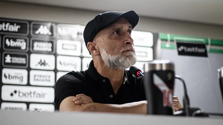 Álvaro Pacheco já estaria incomodando a jogadores em treinos no Vasco - Foto: Leandro Amorim/Vasco