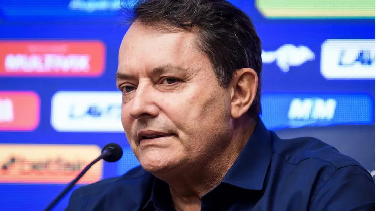 Pedrinho BH, dono da SAF cruzeirense em coletiva de imprensa na Toca da Raposa 2, no dia 29/04/2024. Foto: Gustavo Aleixo/Cruzeiro