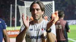 SC - CRICIUMA - 13/06/2024 - BRASILEIRO A 2024, INTERNACIONAL X SAO PAULO - Zubeldia tecnico do Sao Paulo durante partida contra o Internacional no estadio Heriberto Hulse pelo campeonato Brasileiro A 2024. Foto: Leonardo Hubbe/AGIF