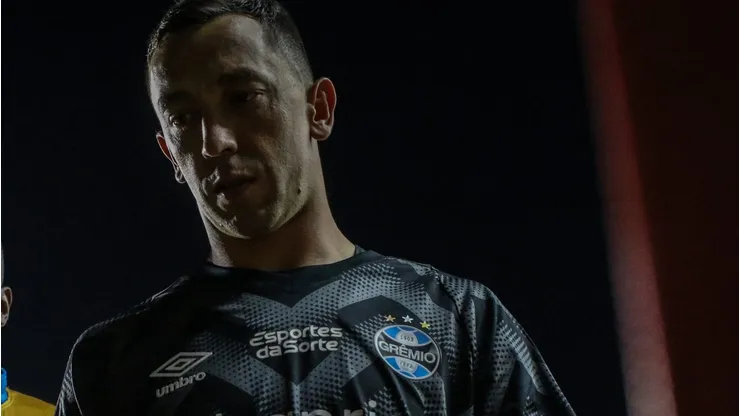 Marchesín não foi titular do Grêmio contra o Flamengo