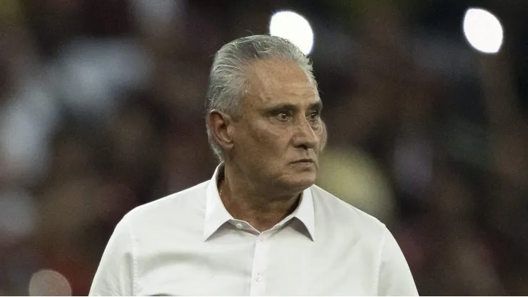 Tite, técnico do Flamengo, durante partida contra o Gremio no estadio Maracana pelo campeonato Brasileiro A 2024. Foto: Jorge Rodrigues/AGIF