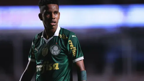 Foto: Ettore Chiereguini/AGIF - Estêvão é substituído e torcida fica na bronca com Abel