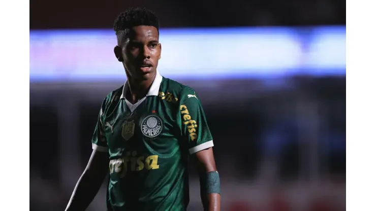 Foto: Ettore Chiereguini/AGIF - Estêvão é substituído e torcida fica na bronca com Abel