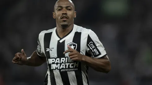 Marlon Freitas tem ganhado elogios da torcida alvinegra.