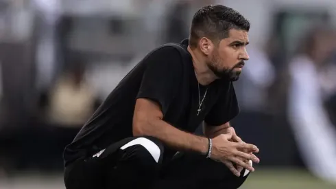 Foto Reprodução/Instagram - António Oliveira, técnico do Corinthians