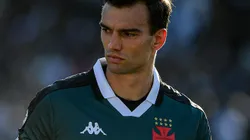 Léo Jardim em ação pelo Gigante. Sua saída preocupa Pacheco