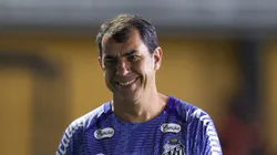 Carille durante jogo contra o Novorizontino. Foto: Pedro Zacchi/AGIF