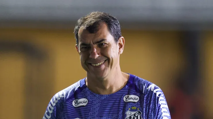 Carille durante jogo contra o Novorizontino. Foto: Pedro Zacchi/AGIF