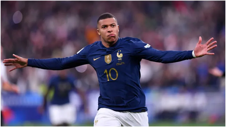 Foto: Aurelien Meunier/Getty Images - Kylian Mbappé comemorando gol