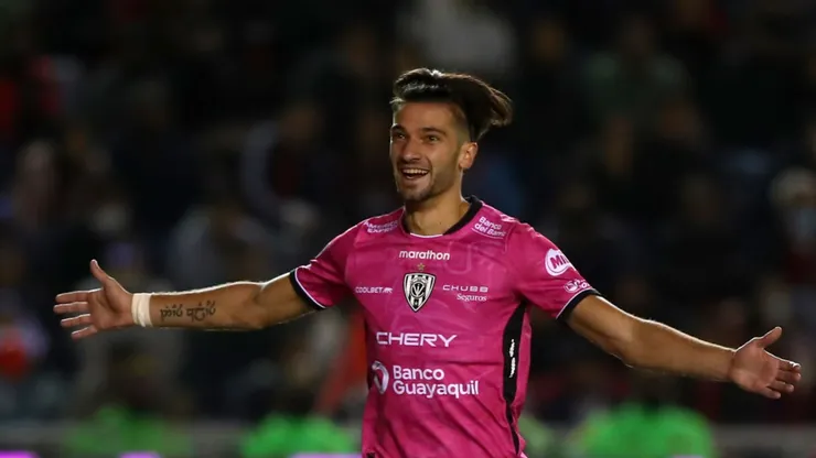 Atacante chama atenção por sua versatilidade. Raul Sifuentes/Getty Images.