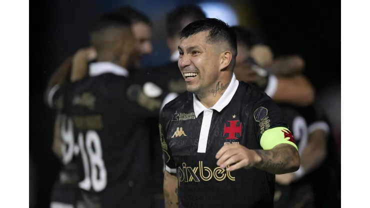 Foto: Jorge Rodrigues/AGIF - Medel pode fazer o Timão perder zagueiro
