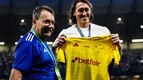 Foto: Gustavo Aleixo/Cruzeiro – Cássio apresentado no Cruzeiro