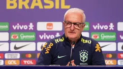 Dorival Júnior em coletiva de imprensa (Foto: Lucas Figueiredo/Getty Images)