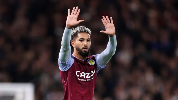 Douglas Luiz foi o principal destaque da equipe na temporada. Ryan Pierse/Getty Images.
