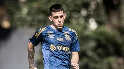 Foto: Raul Baretta/Santos FC - Escobar dá entrevista sobre reunião com torcedores