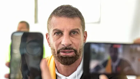 RJ - RIO DE JANEIRO - 11/11/2023 - VASCO, ELEICAO PARA PRESIDENTE - Pedrinho, candidato da chapa Sempre Vasco, durante a eleicao a qual elege o Presidente do Vasco da Gama para o Trienio 2024 a 2026, realizada na Sede do Calabouco, centro do Rio de janeiro.