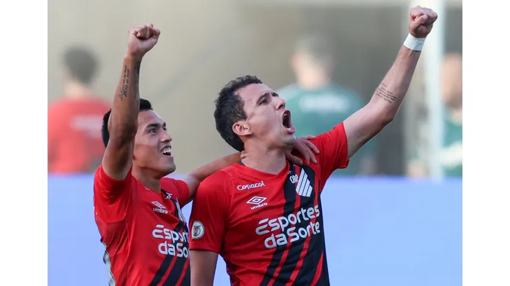 Athletico-PR e Criciúma duelam na 8ª rodada da Série A.