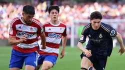 Bruno Méndez disputando a bola com jogador do Real Madrid