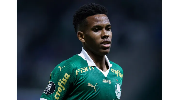 Protagonistas de clássicos, Palmeiras e Vasco duelam pela 104ª vez.
