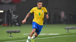 Guilherme Arana em partida entre Brasil x Japão (Foto: Kenta Harada/Getty Images)