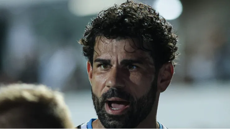 Diego Costa durante partida contra o Operário. Medalhão deve parar por 30 dias.
