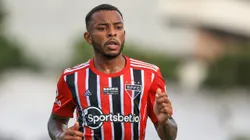 Lateral-esquerdo está sob contrato até dezembro