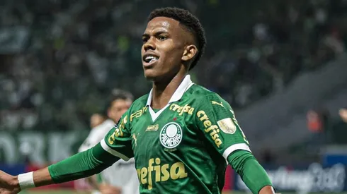 Foto: Divulgação/Site Oficial do Palmeiras - Estevão William em ação pelo Palmeiras