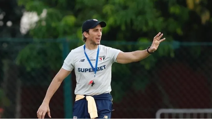 Foto: Divulgação/São Paulo - Zubeldía, técnico do São Paulo