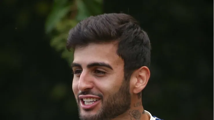 Liziero durante treino no CT da Barra Funda. Volante será avaliado no Tricolor.