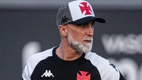 Álvaro Pacheco realizando treinamento no Clube Carioca, no CT Moacyr Barbosa, em maio de 2024. Foto: Leandro Amorim/Vasco