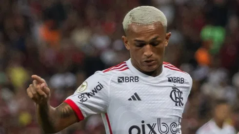 Wesley, jogador do Flamengo, durante partida contra o Vasco no estádio Maracanã pelo Brasileirão Série A - Foto: Thiago Vasconcelos Dos Santos/AGIF