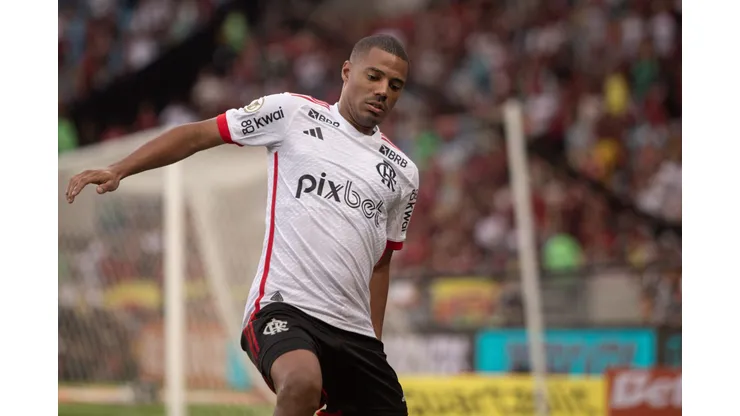 De La Cruz jogador do Flamengo durante partida contra o Vasco. Foto: Thiago Vasconcelos Dos Santos/AGIF