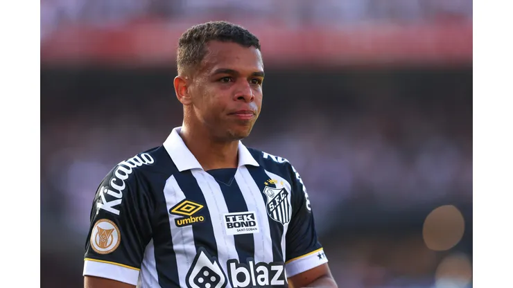 Sandry está de volta ao Santos.