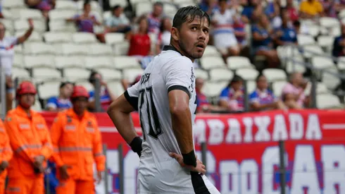 Óscar Romero pode voltar ao time do Botafogo.