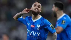 Michael comemorando gol durante partida entre Al-Ittihad eAl Hilal, no Estádio King Abduallah Sport City, pela semifinal da Copa do Rei da Arábia Saudita, no dia 30/04/2024. Foto: Yasser Bakhsh/Getty Images