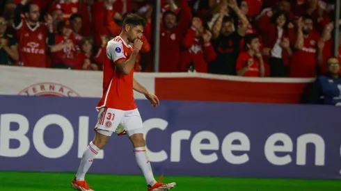 RS - CAXIAS DO SUL - 08/06/2024 - COPA SUL-AMERICANA 2024, INTERNACIONAL X DELFIN - Lucas Alario jogador do Internacional comemora seu gol durante partida contra o Delfin no estadio Alfredo Jaconi pelo campeonato Copa Sul-Americana 2024. Foto: Luiz Erbes/AGIF