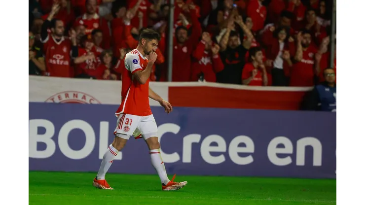 RS - CAXIAS DO SUL - 08/06/2024 - COPA SUL-AMERICANA 2024, INTERNACIONAL X DELFIN - Lucas Alario jogador do Internacional comemora seu gol durante partida contra o Delfin no estadio Alfredo Jaconi pelo campeonato Copa Sul-Americana 2024. Foto: Luiz Erbes/AGIF