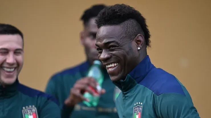 Foto: Claudio Villa/Getty Images - Balotelli quando atuava pelo Seleção Italiana