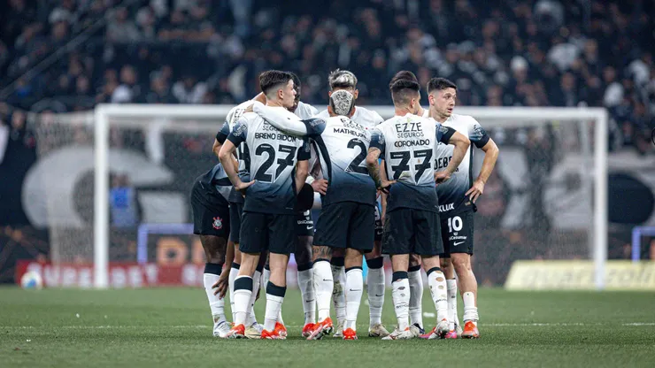 Jogadores do Timão antes da partida com o Botafogo
