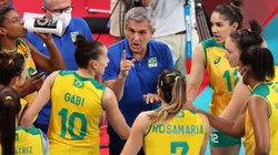 Brasil de José Roberto Guimarães: medalha de prata nos Jogos Olímpicos de Tóquio (Foto: Toru Hanai/Getty Images)