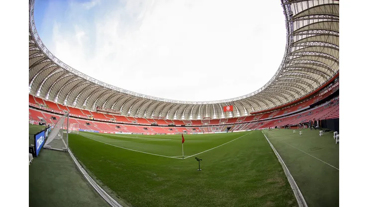 Beira-Rio começa a remontar sua estrutura e tem previsão de voltar a receber o Inter em julho