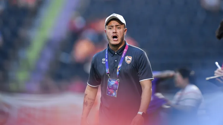 Treinador ainda não anunciou o futuro da sua carreira. Divulgação/Chiangrai United.